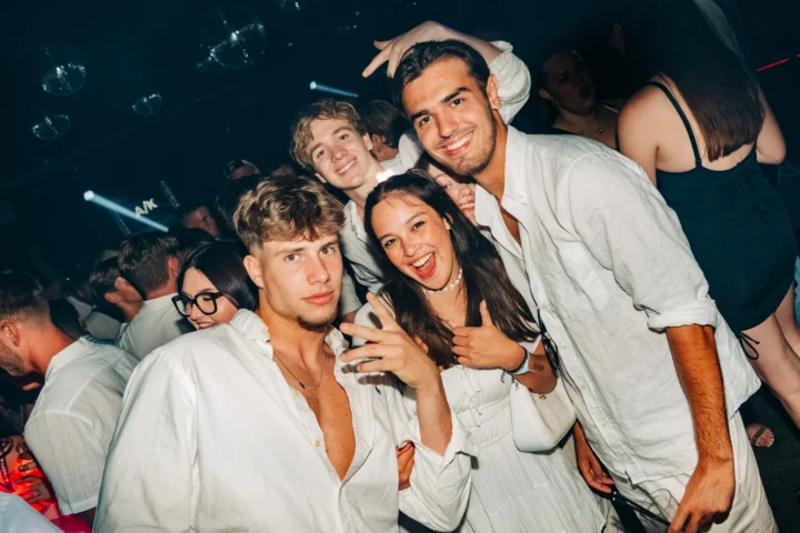 Agenda White Party Magaluf What to Wear
