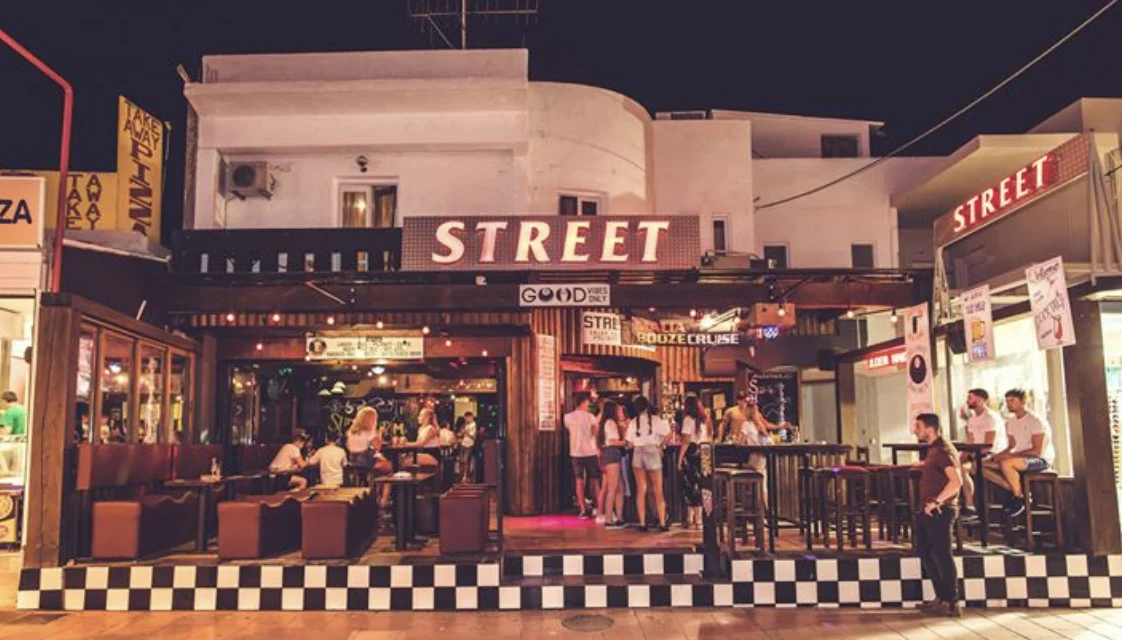 Street Bar Malia