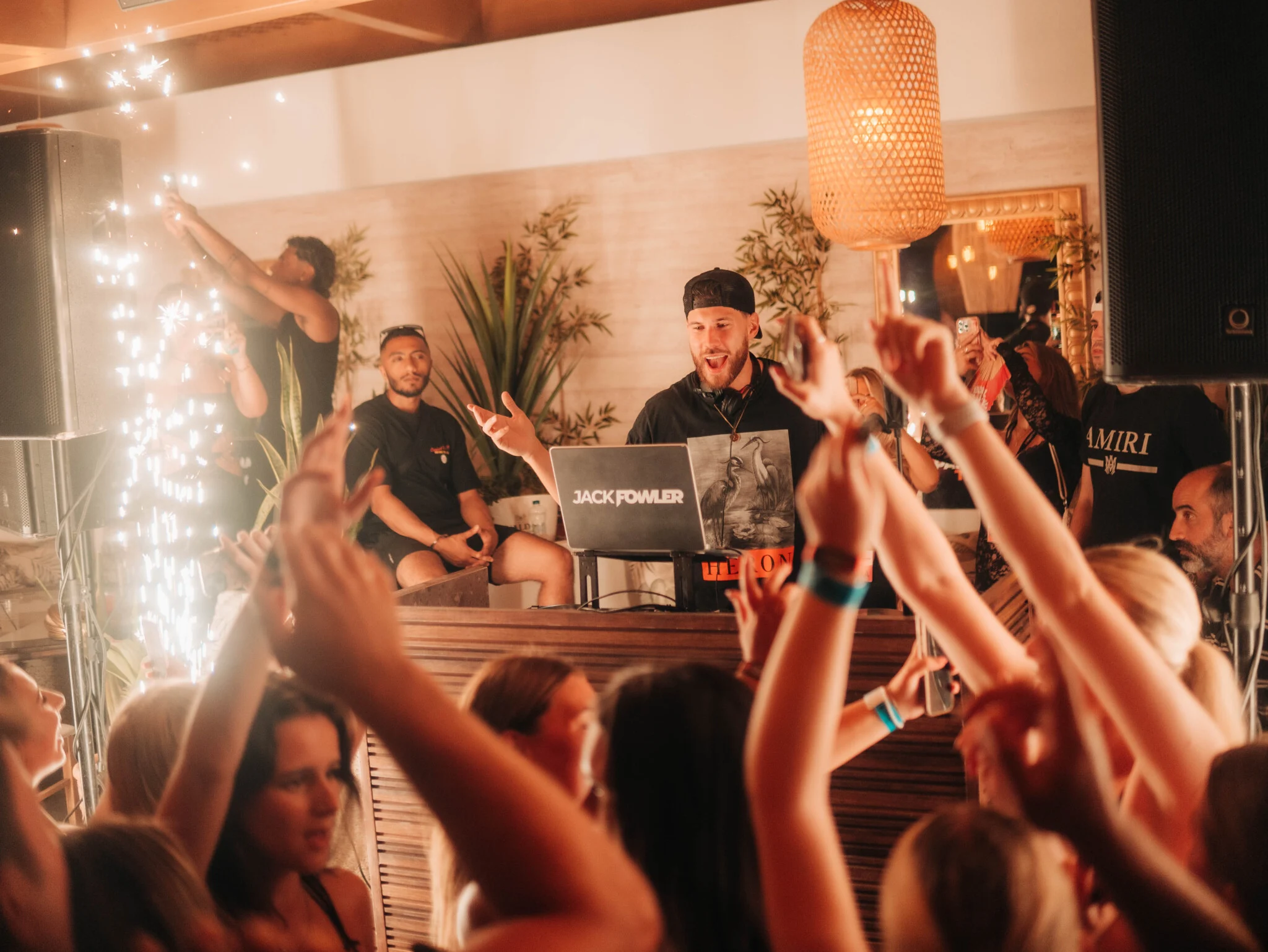 Agenda Beach Club Party