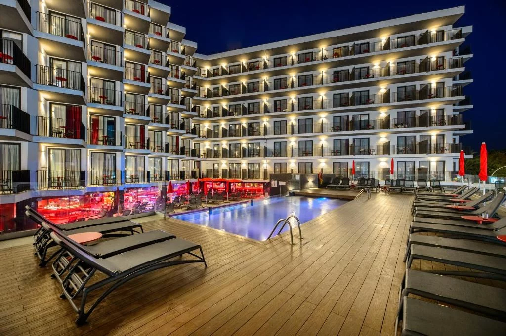 Hotel Vibra District Ibiza